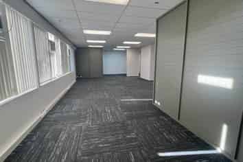 OFFICE AVAILABLE IN CENTRAL PAPAKURA
