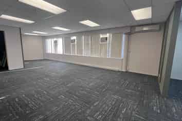 OFFICE AVAILABLE IN CENTRAL PAPAKURA
