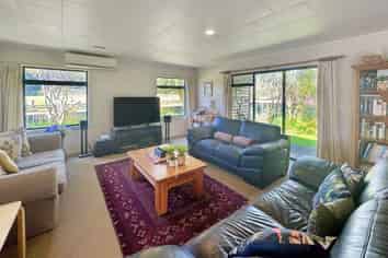 10 Bluett Road, Ohope