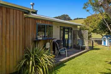 10 Bluett Road, Ohope