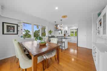 20 Burnham Road, Waitakere