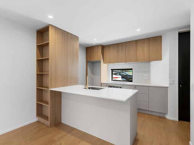 2 Bedroom/88 Holly Road, Saint Albans