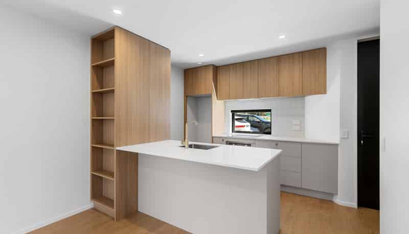 2 Bedroom/88 Holly Road, Saint Albans