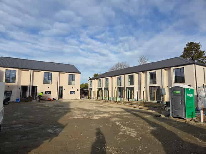 2 Bedroom/88 Holly Road, Saint Albans