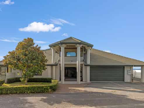 22 Henare Place, Tihiotonga