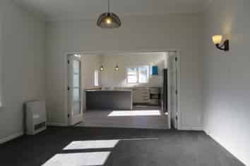 33 Happy Valley Road, Owhiro Bay