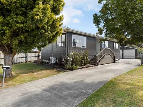 12 Hibiscus Avenue, Hamilton Lake