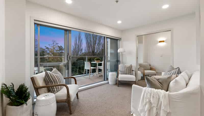 4 Wagener Place, Mount Albert
