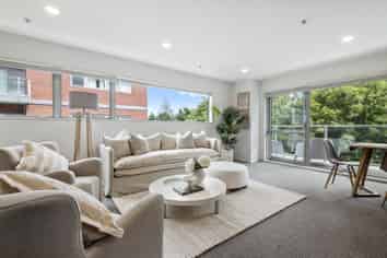 4 Wagener Place, Mount Albert