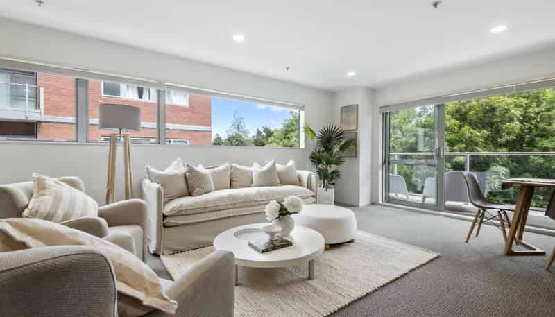 4 Wagener Place, Mount Albert