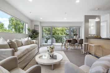 4 Wagener Place, Mount Albert