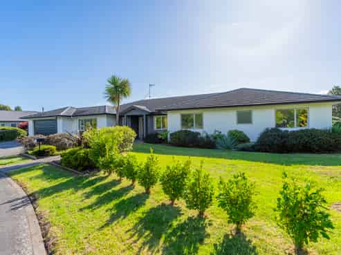 5 Moss Lane, Raumati Beach