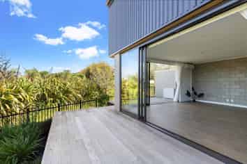 7/98-100 Walker Road, Point Chevalier