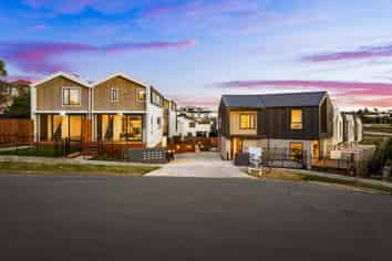 4/98-100 Walker Road, Point Chevalier