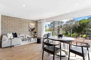 2/98-100 Walker Road, Point Chevalier