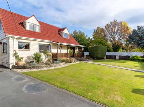 62 Carlyle Road, Mosgiel