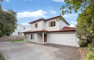 125A Te Atatu Road, Te Atatu South