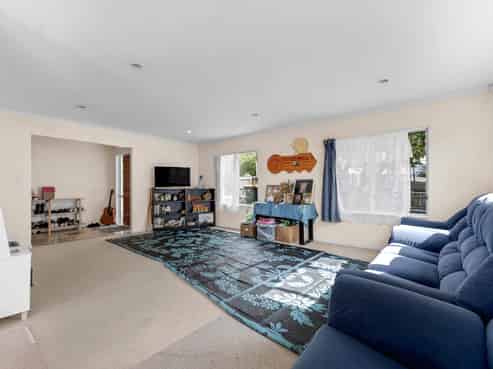 125A Te Atatu Road, Te Atatu South