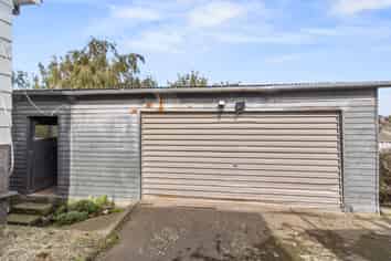 54 Grants Road, Marchwiel