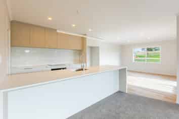 300 White Road, Otane