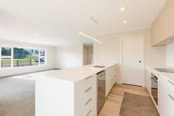 300 White Road, Otane