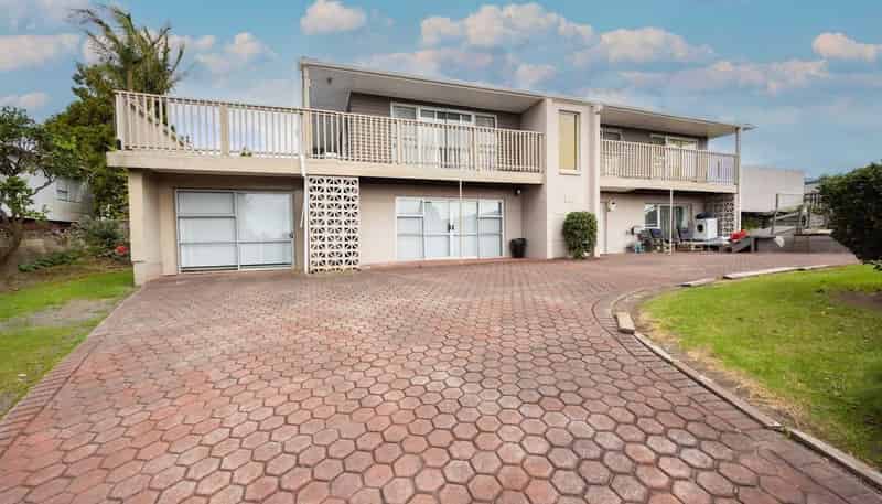 2 Chelsea View Drive, Chatswood