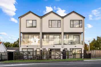113  Te Atatu Road, Te Atatu South
