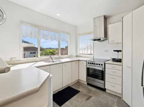 1/144 Whitford Road, Somerville