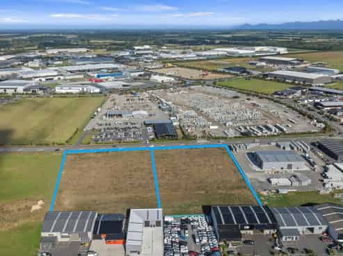 Industrial Sites Close to Large Format Retail – 17,005sqm 