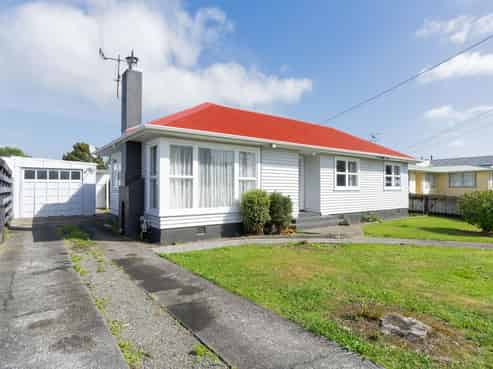 16 Bledisloe Street, Levin