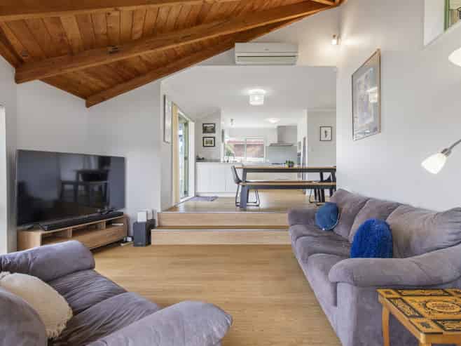37 Riverside Drive, Waiuku