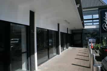 Versatile 350m² Space for Lease