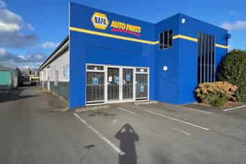 456M² WAREHOUSE ON MANUKAU
