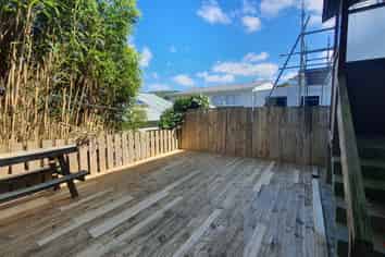 b/9 Ironside Road, Johnsonville