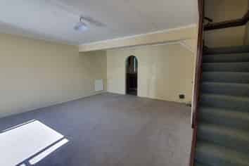b/9 Ironside Road, Johnsonville