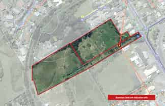 4 and 6 Louis Drive, Waitara