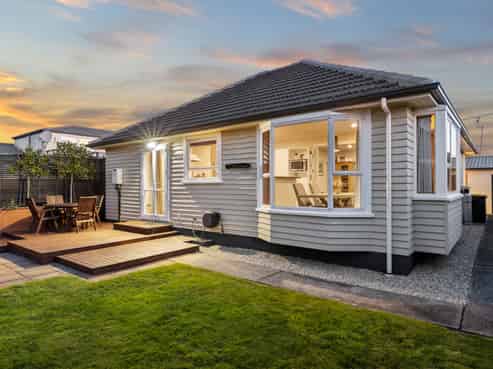 1/12 Bentley Street, Russley