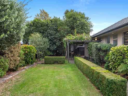 12 Saint Ives Street, Harewood