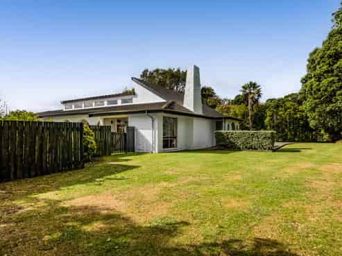 116 Weraroa Road, Waverley