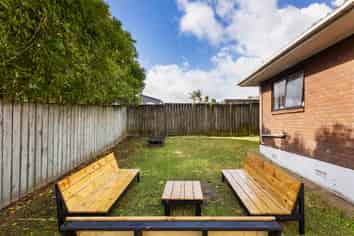 3/6 Harding Avenue, Te Atatu South