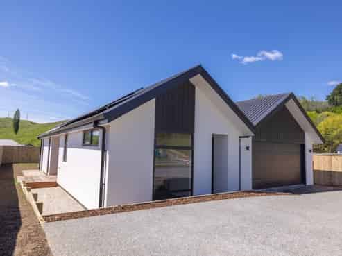 3 Oakhill Lane, Richmond