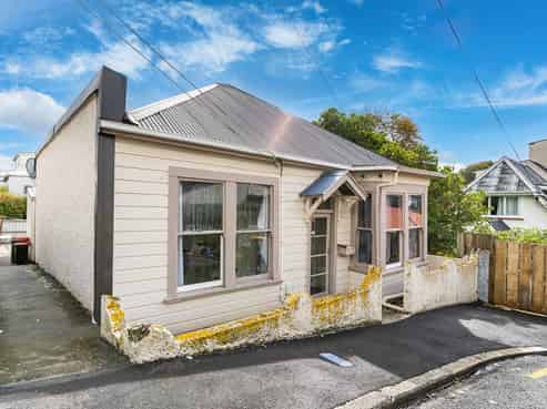 16 Agnew Street, North Dunedin