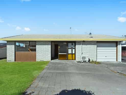 5 Amber Lane, Melville