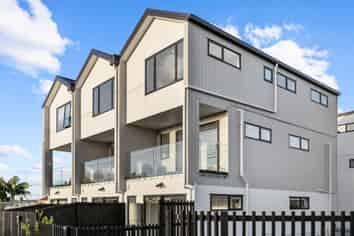Lot 3/113 Te Atatu Road, Te Atatu South