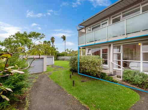 10/77 Old Lake Road, Narrow Neck