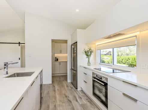 2 Cape Grove, Haumoana