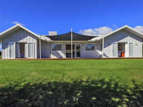 2 Cape Grove, Haumoana