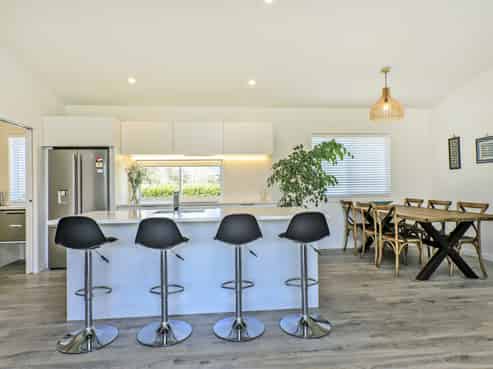 2 Cape Grove, Haumoana
