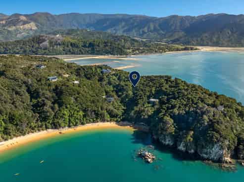 180 Tokongawa Drive, Kaiteriteri