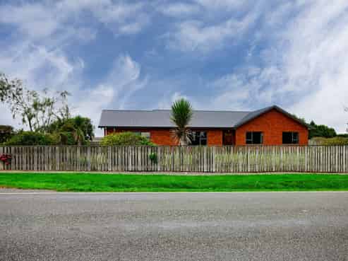 24 Woodlands Morton Mains Road, Woodlands